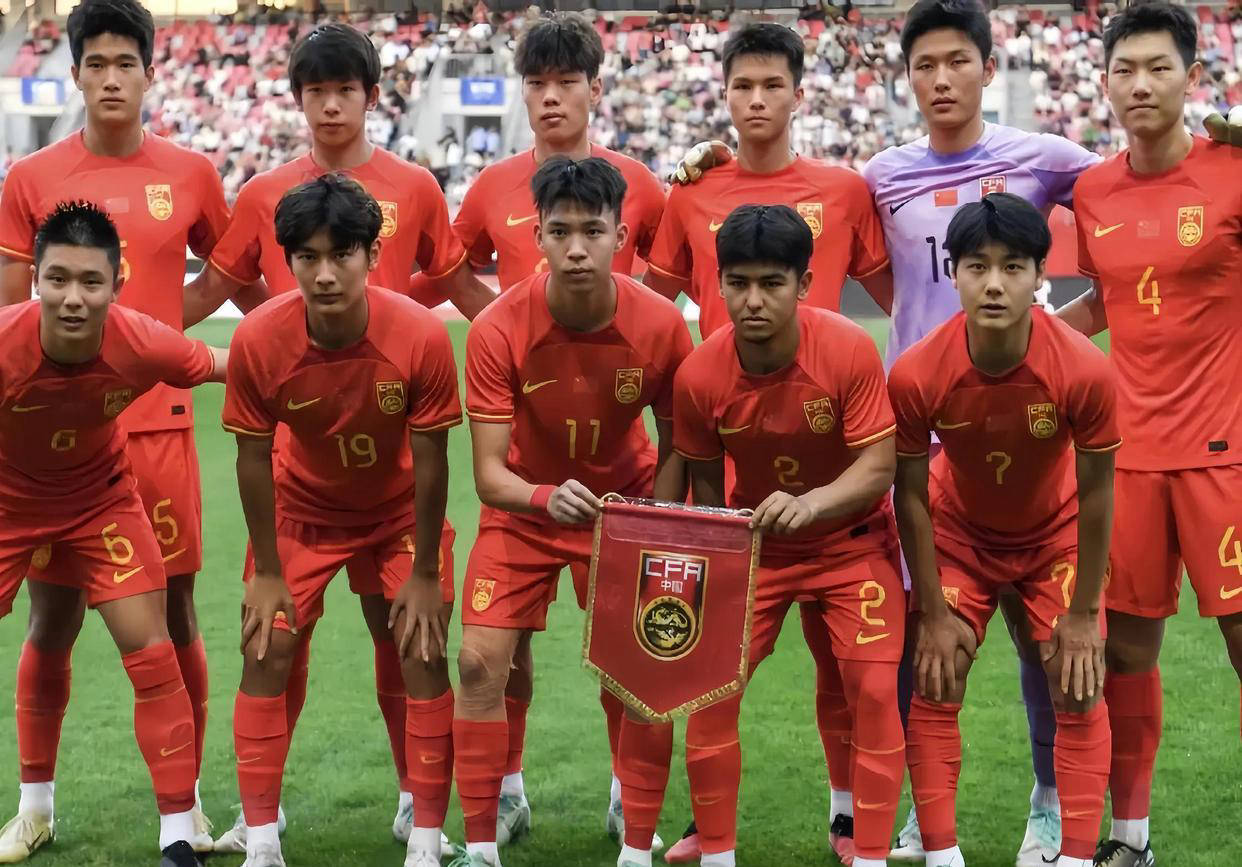 我国足球盛宴：国内职业联赛精彩回顾的简单介绍