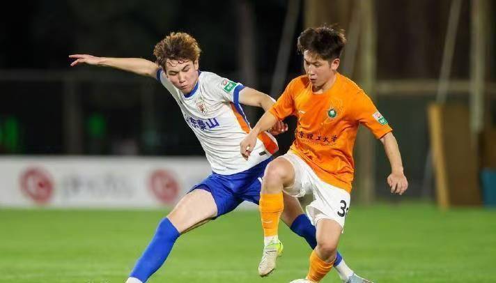 爱游戏官网入口-深圳队临危受命面对新疆队，硬战在即