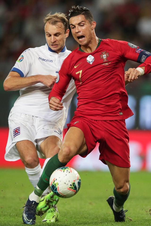 卢森堡队横扫卢旺达，晋级欧锦赛半决赛