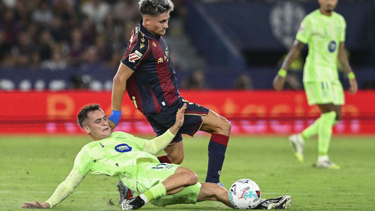 爱游戏官网-关于瓦伦西亚客场胜出阿贾克斯，出人意料晋级的信息