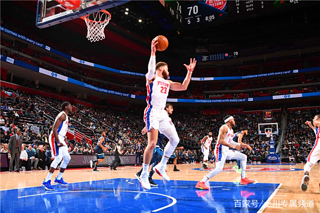 米兰胜利后稳坐榜首，赛季表现持续火热