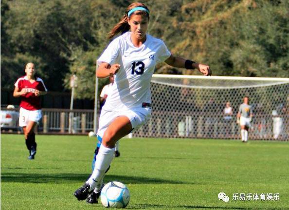 爱游戏app下载-美国女足巡回赛第二站开赛，洛杉矶队领先