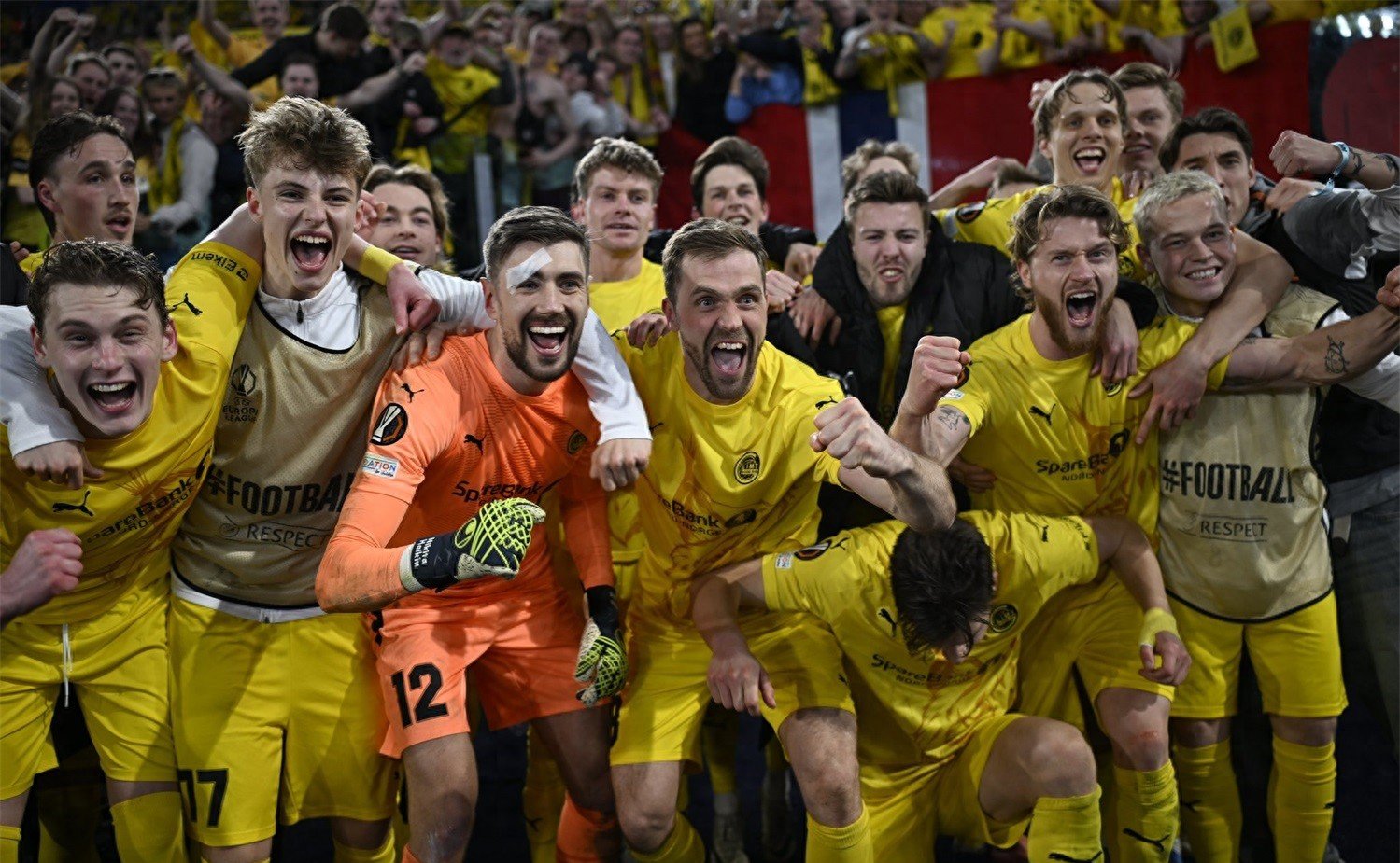 爱游戏中国官网-包含欧预赛赛场上演实力比拼，谁能脱颖而出的词条