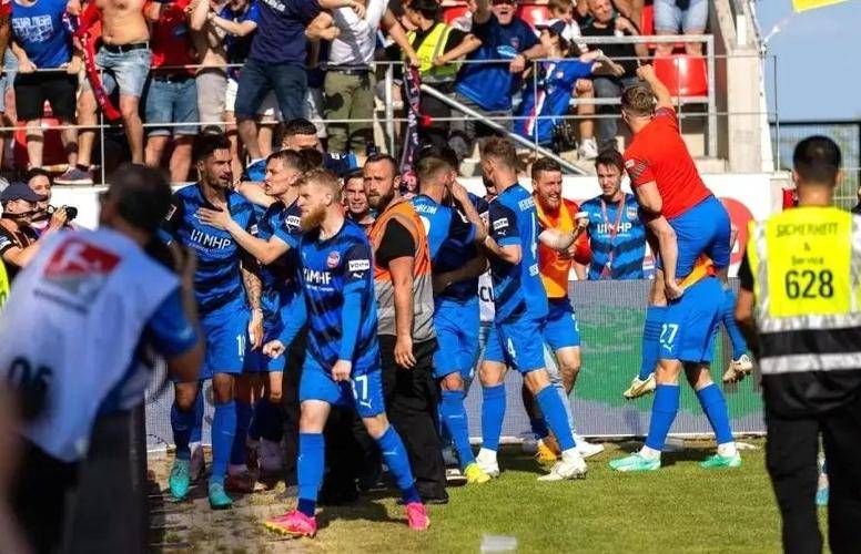 关于激烈竞技：胜负未定最终看谁能笑到最后的信息