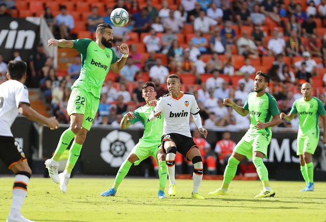 格兰纳达主场告捷，积分榜排名大幅提升