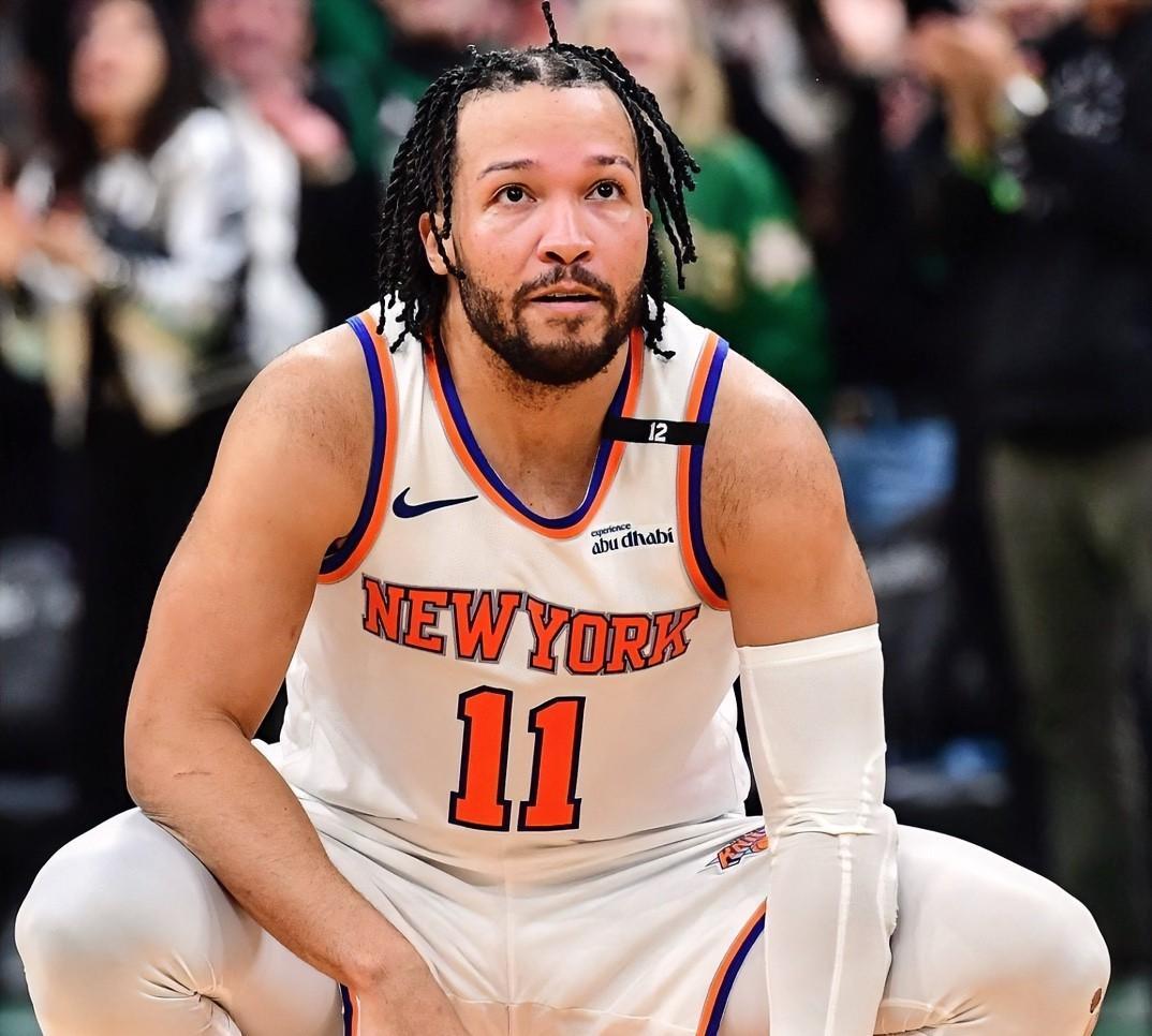 尼克斯大胜魔术，止低迷颓势