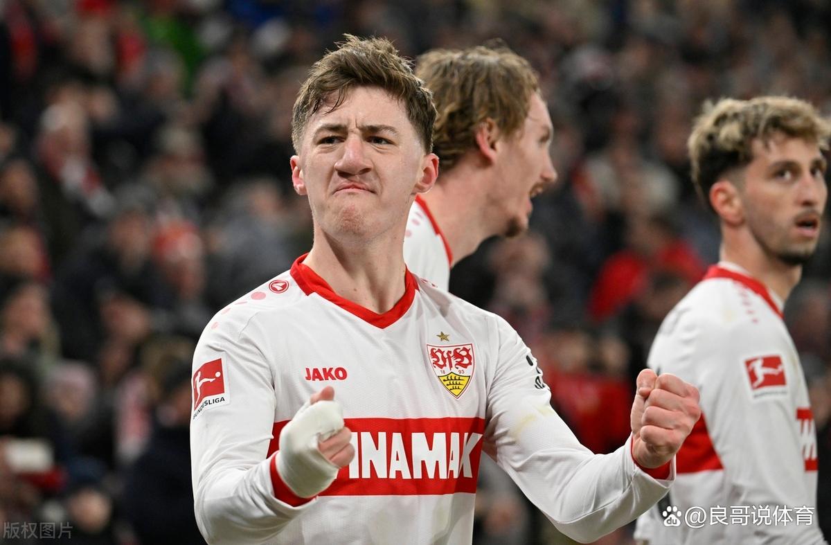 包含勒沃库森遭遇客场失利，积分领先优势减少的词条